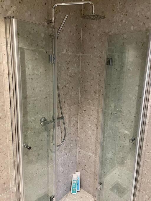 Modern And Cozy Studio Apartment In Central Осло Екстер'єр фото